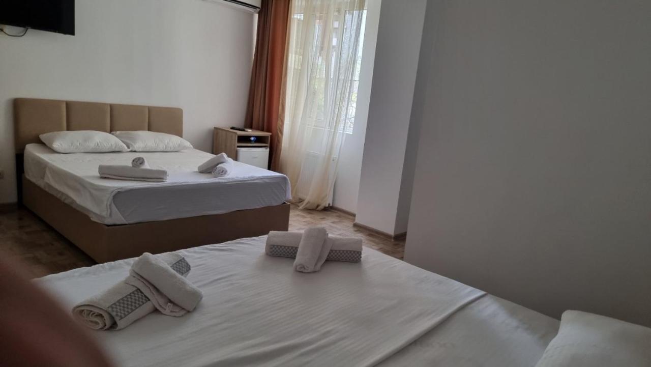 Hotel Femi Ji Batumi Exterior foto